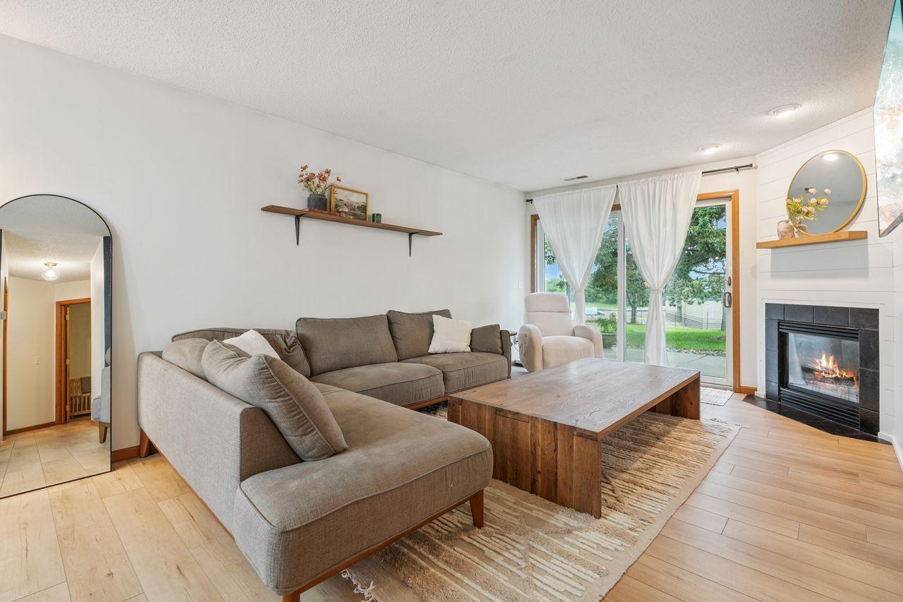 Property Photo: 1104 Balsam Court 20B WI 54017