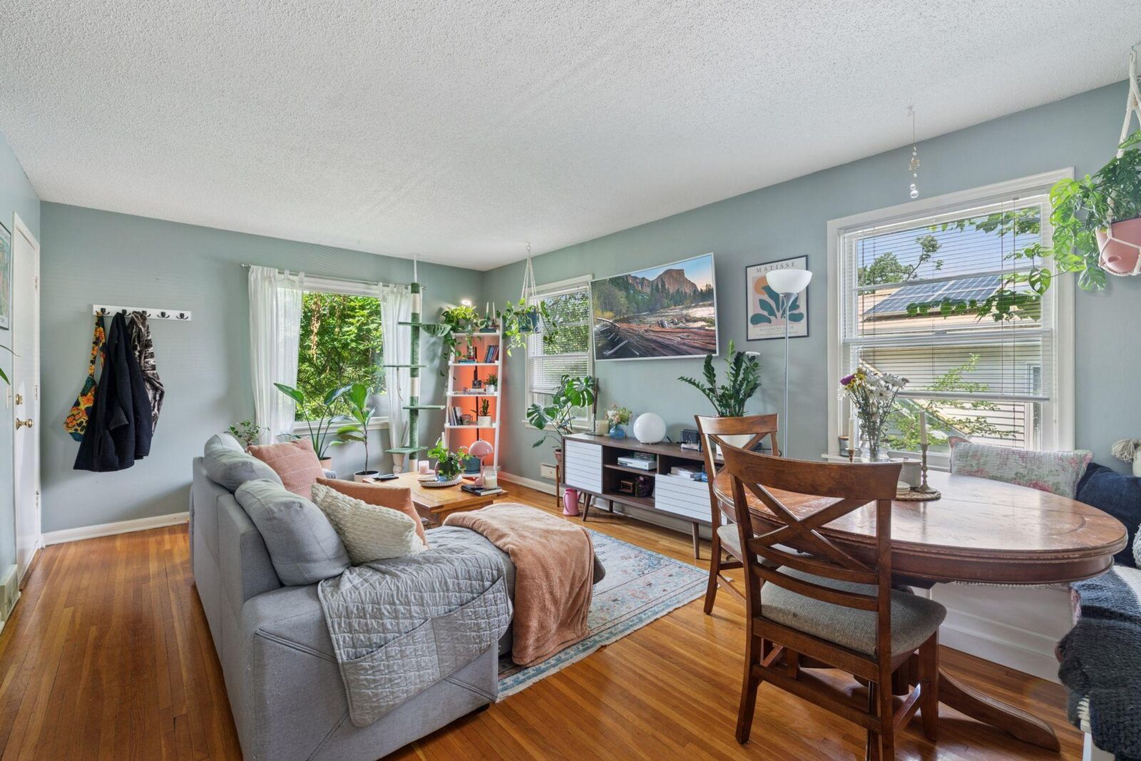 Property Photo: 3413 Humboldt Avenue S MN 55408