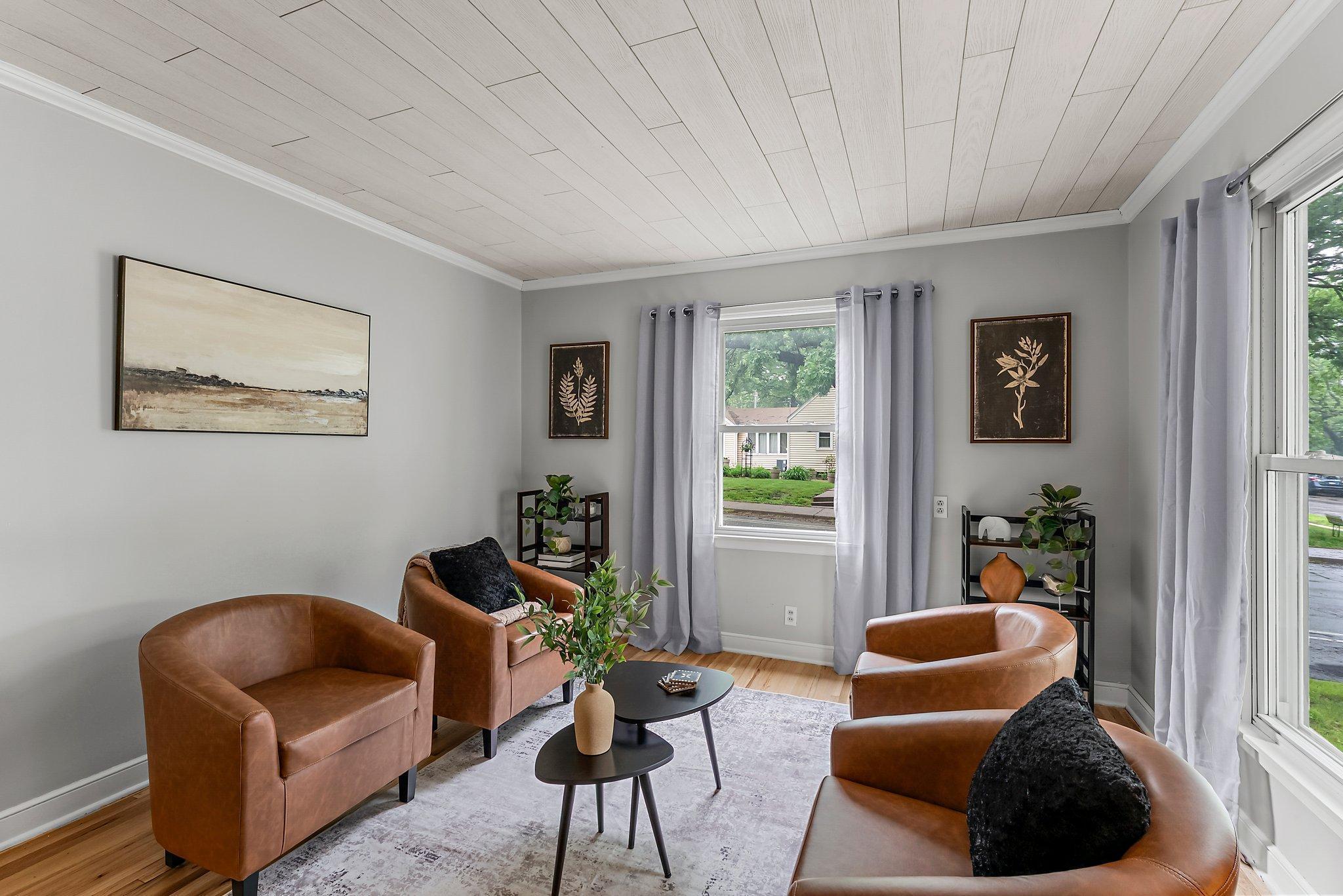 Property Photo:  2800 Georgia Avenue S  MN 55426 