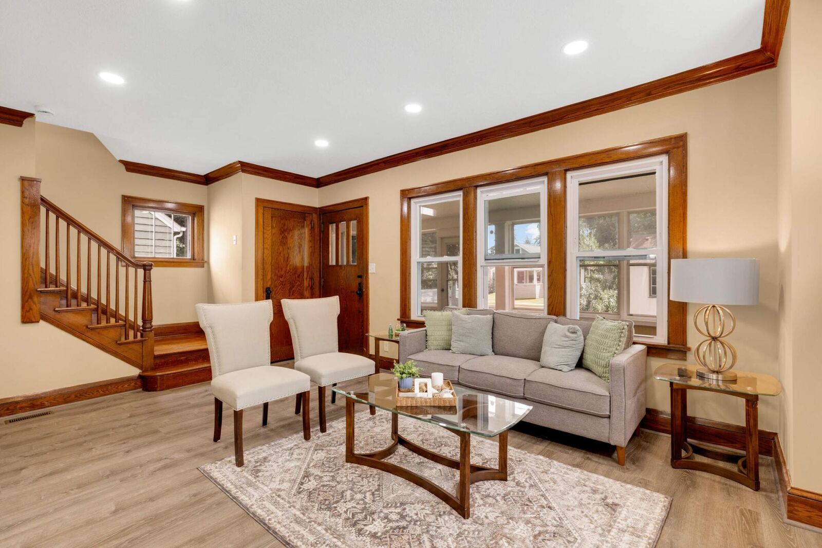 Property Photo: 1273 Margaret Street MN 55106
