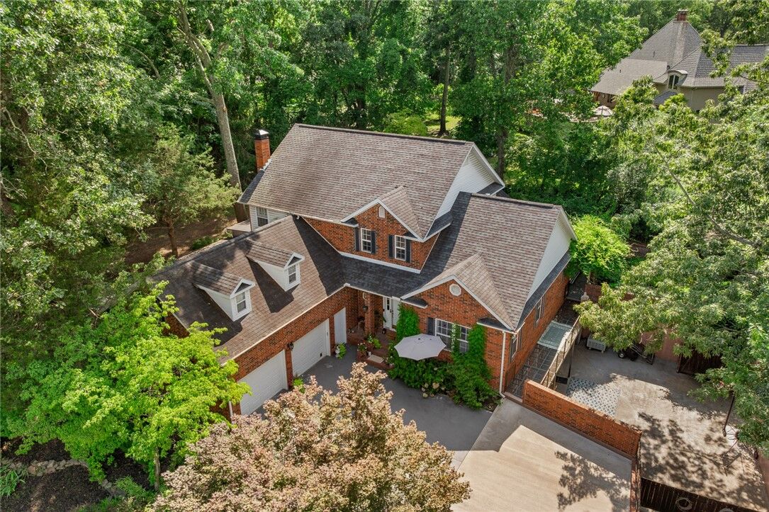 Property Photo: 512 Paddington Lane AR 72601