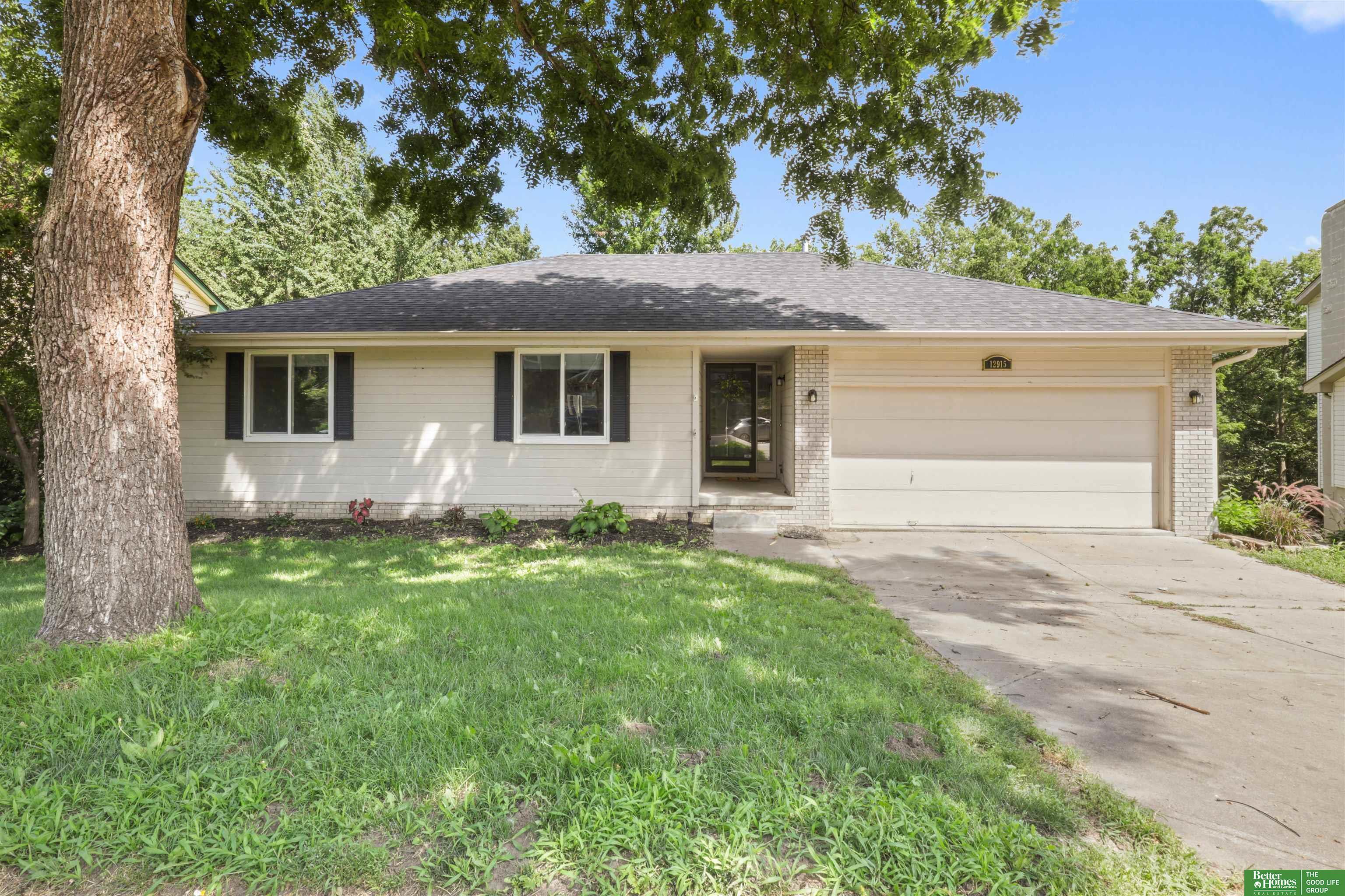 12915 Forestdale Drive  Bellevue NE 68123 photo