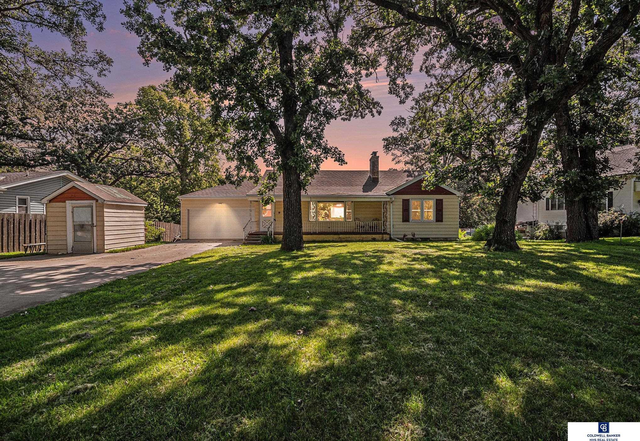 513 Bellevue Boulevard  Bellevue NE 68005 photo