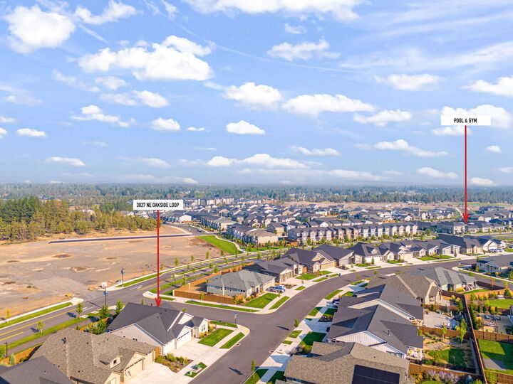 Property Photo:  3827 NE Oakside Loop  OR 97701 