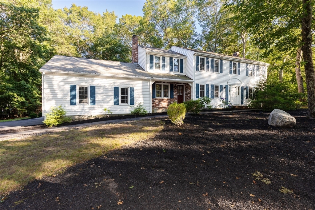 Property Photo: 14 Briarwood Cir MA 02356
