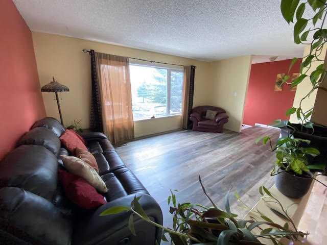 Photo de la propriété: 121 Sutherland Avenue AB T7V 1L1