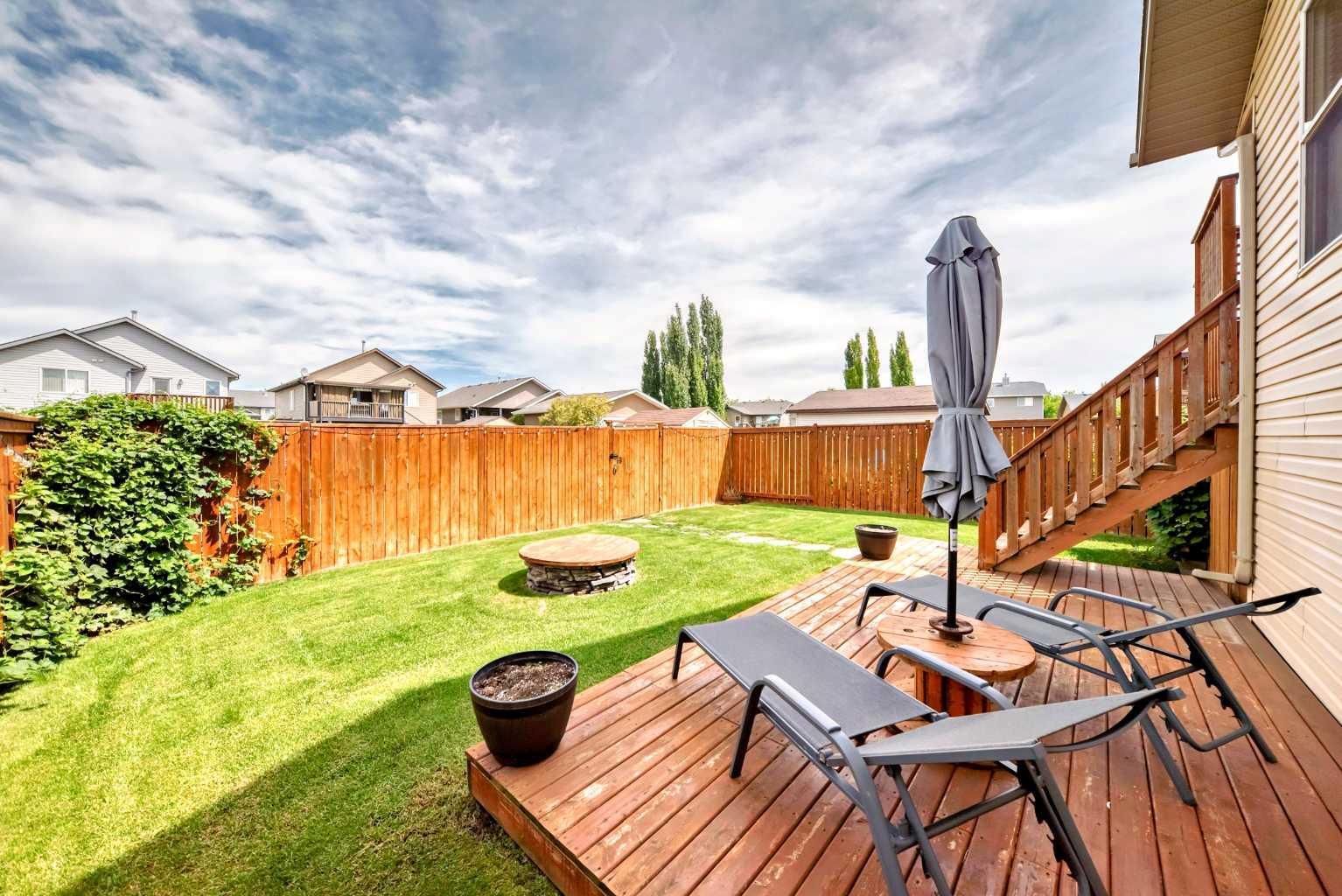 Property Photo: 20 Jepsen Crescent AB T4P 0A9