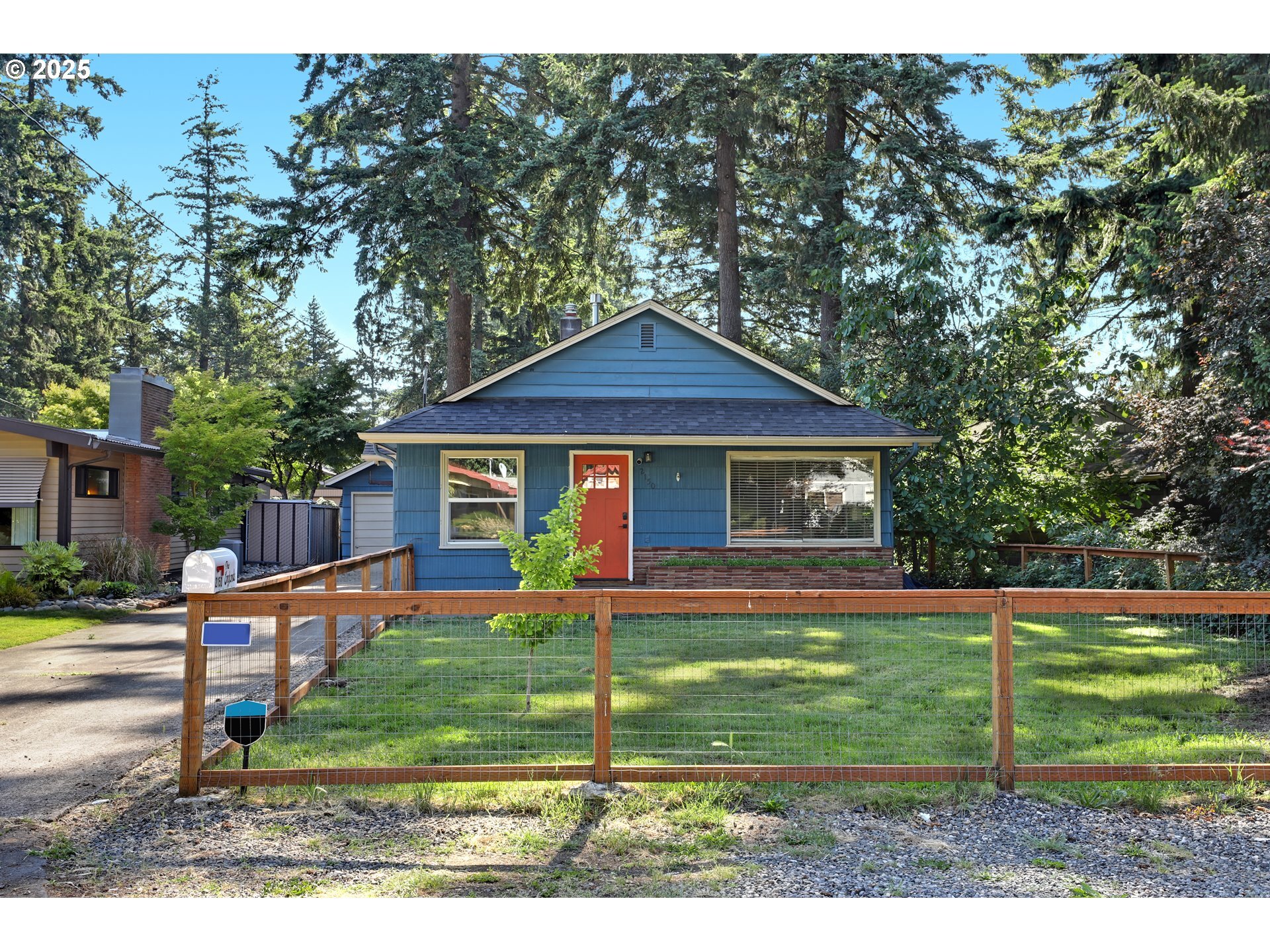 Property Photo: 2150 SE 141st Ave OR 97233