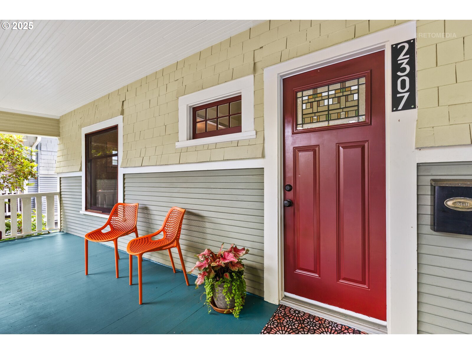 Property Photo: 2307 SE 37th Ave OR 97214