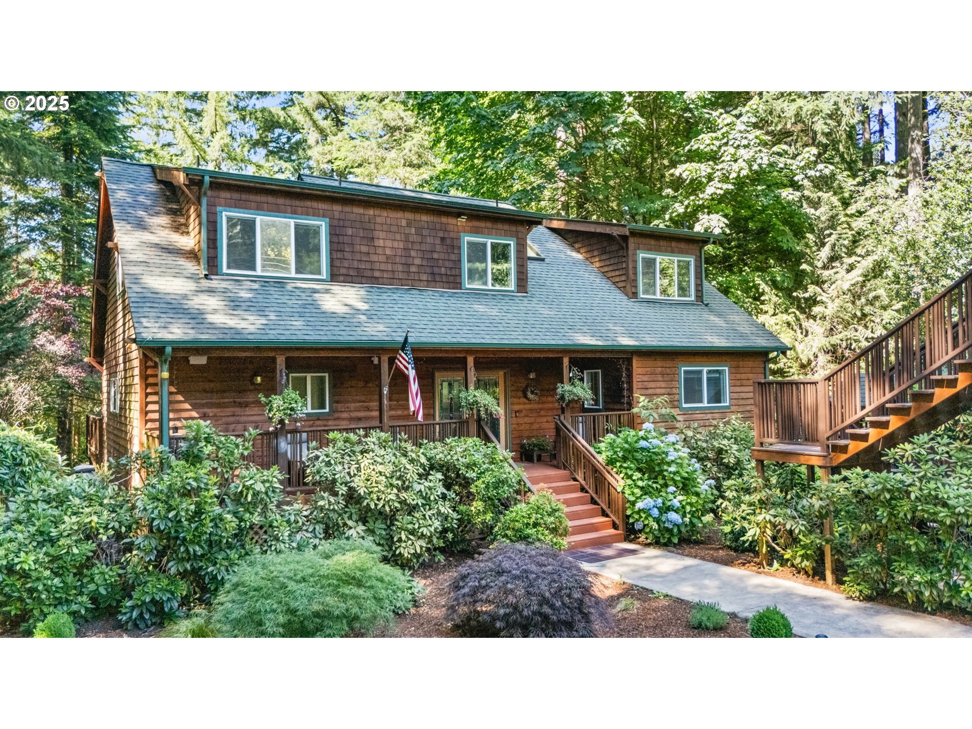 Property Photo: 42871 Deerhorn Rd OR 97478
