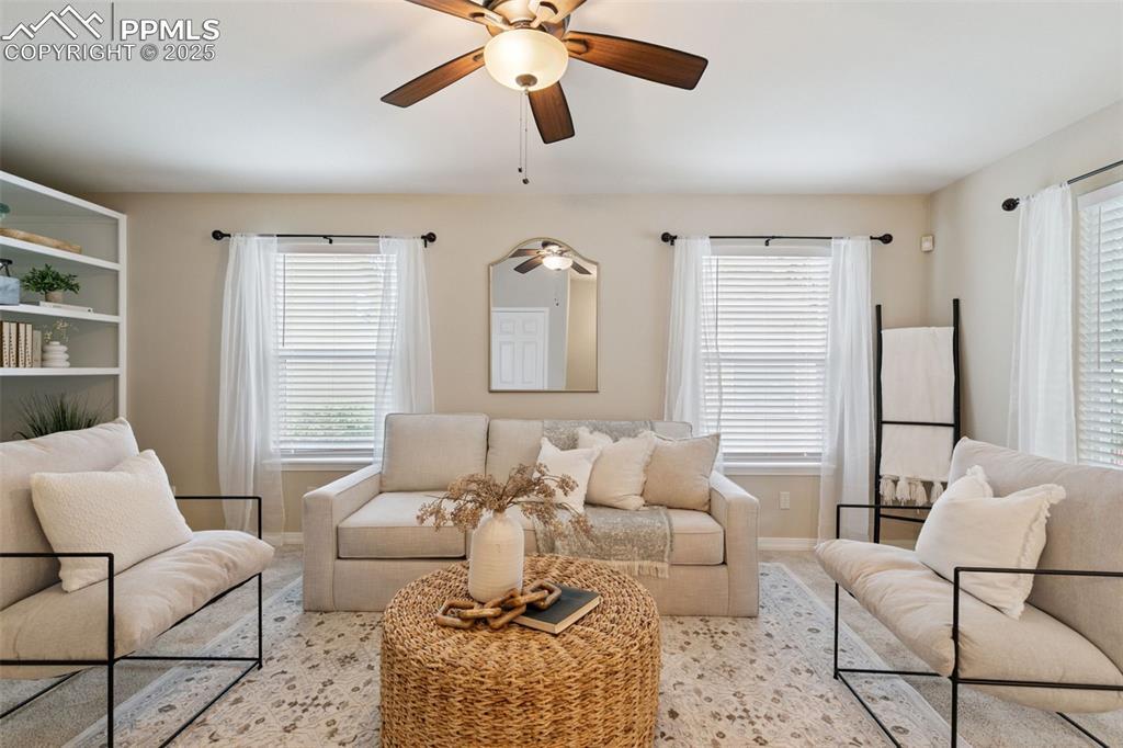 Property Photo:  6755 Villa Glen Point  CO 80918 