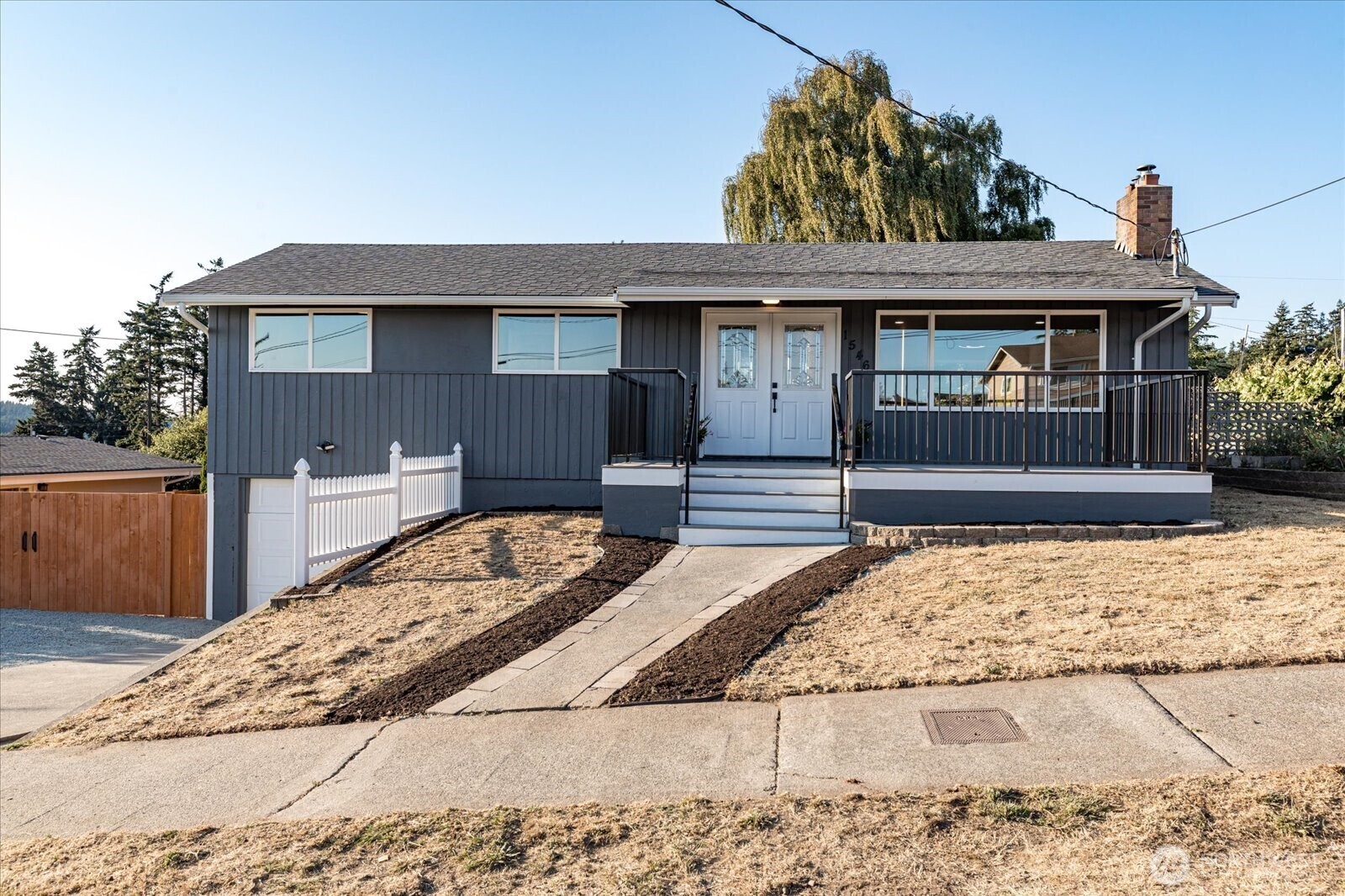 Property Photo:  1546 NE 2nd Avenue  WA 98277 