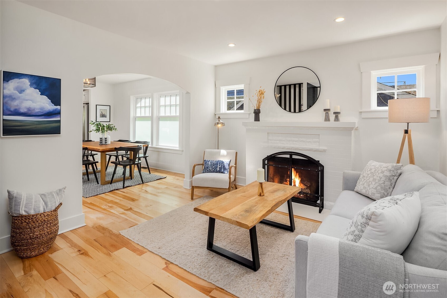 Property Photo:  7546  Roosevelt Way NE  WA 98115 