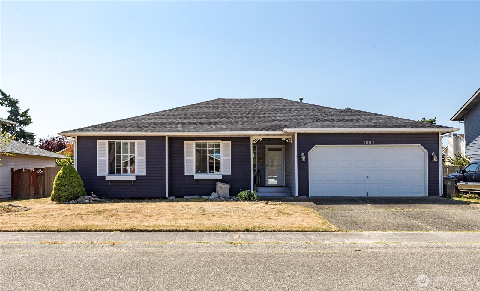1561 SW 8th Avenue  Oak Harbor WA 98277 photo