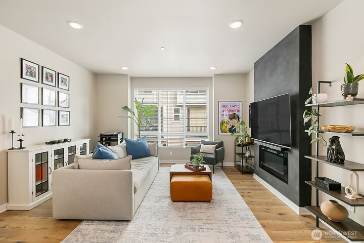 Property Photo: 6645 NE 189th Court 3 WA 98012