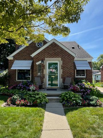 1845 Edgewood Street  Dearborn MI 48124 photo