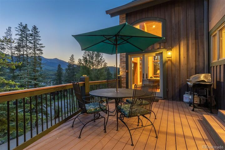 Property Photo:  8 Fletcher Court  CO 80424 