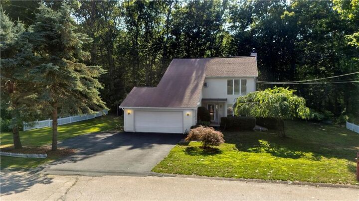 Property Photo:  53 Morgan Court  RI 02852 