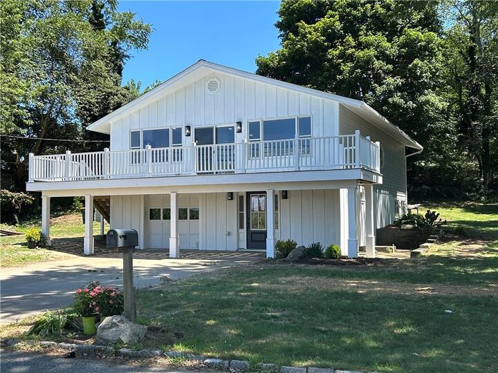 1055 Anthony Road  Portsmouth RI 02871 photo