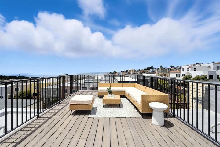 Property Photo: 651 41st Avenue CA 94121
