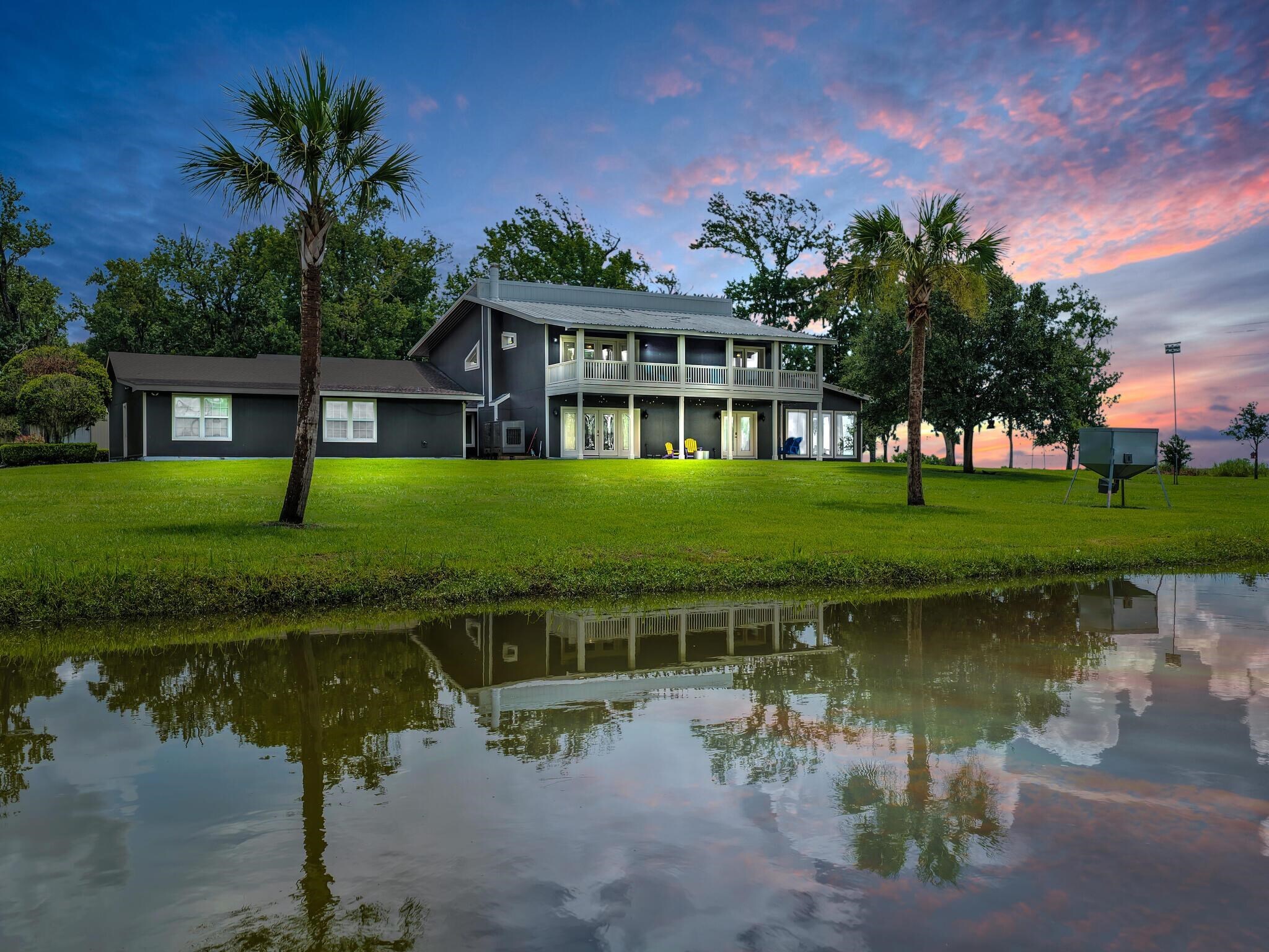 Property Photo:  100 Jasmine  TX 77705 
