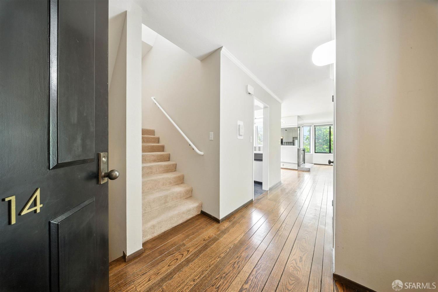 Property Photo:  156 Lombard Street 14  CA 94111 