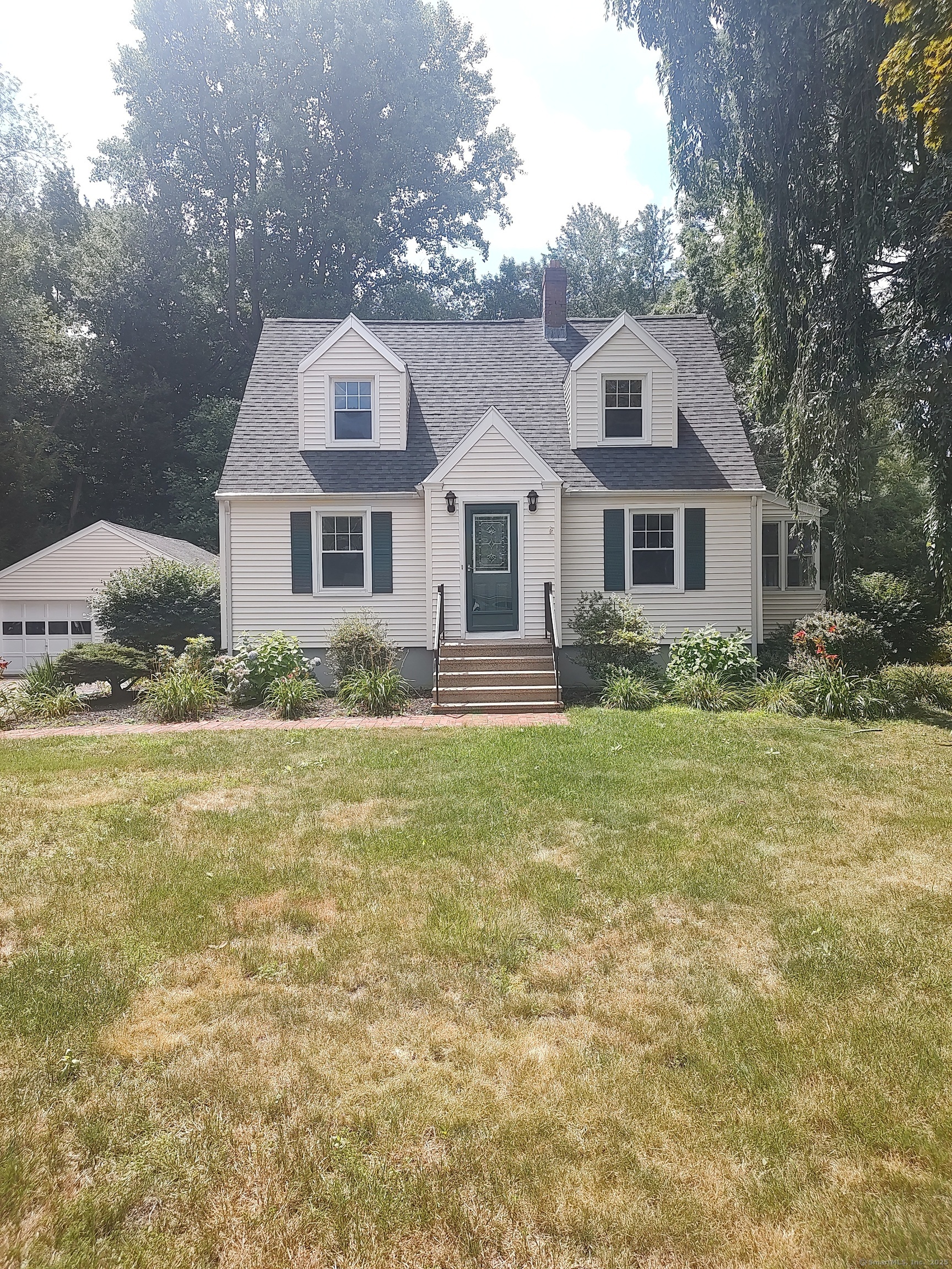 Property Photo: 24 North Avenue CT 06473