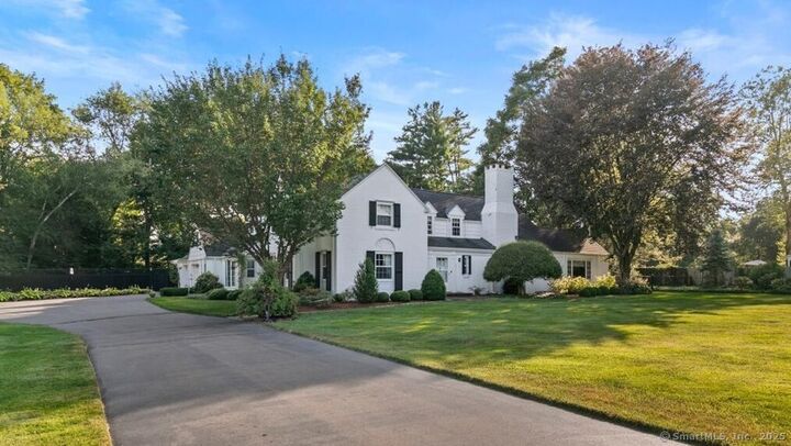 26 Old Orchard Road  North Haven CT 06473 photo