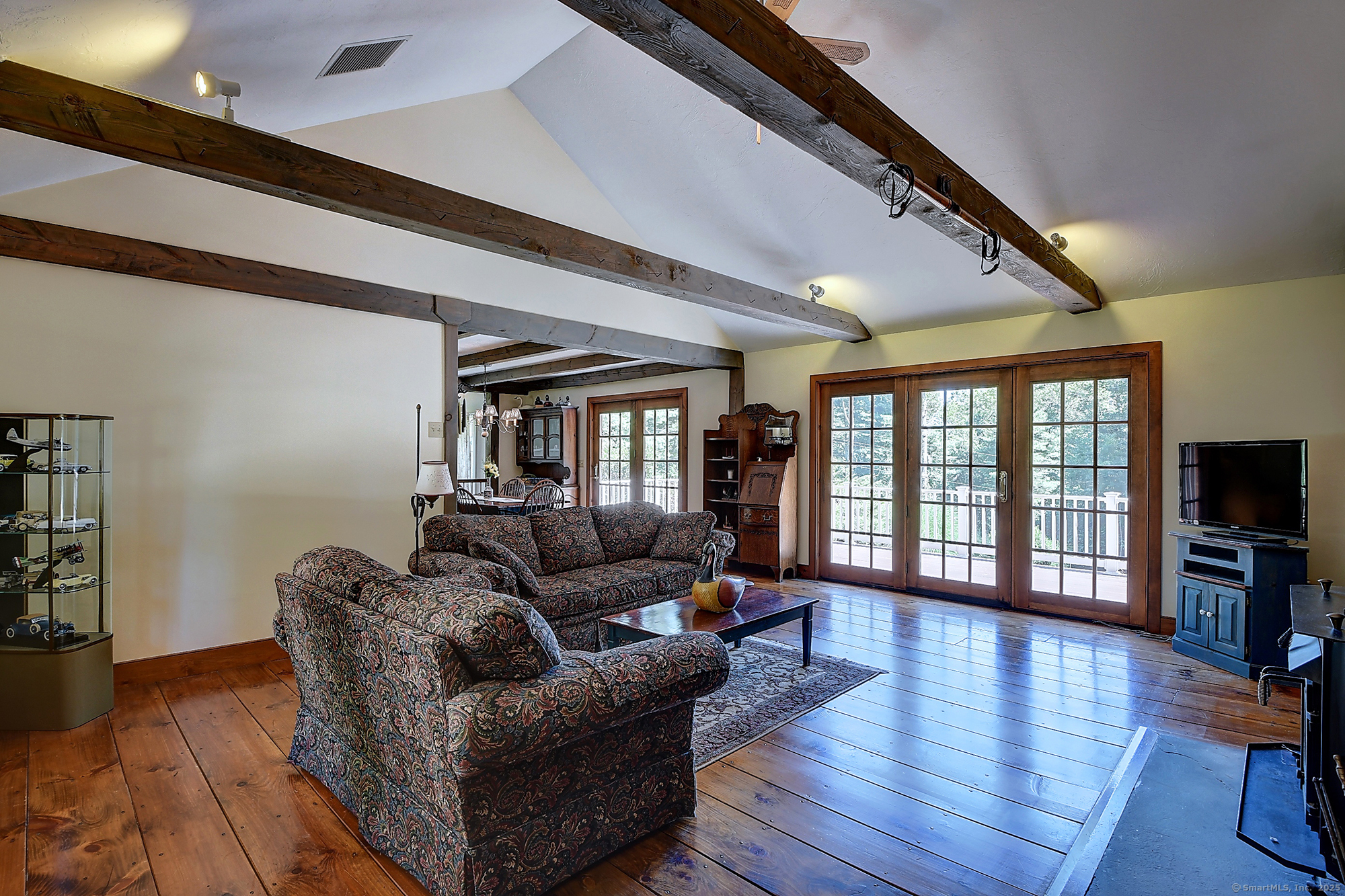 Property Photo:  34 Pine Tree Terrace  CT 06234 