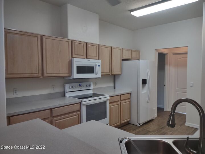 Property Photo:  1792 Ladderback Court  FL 32955 