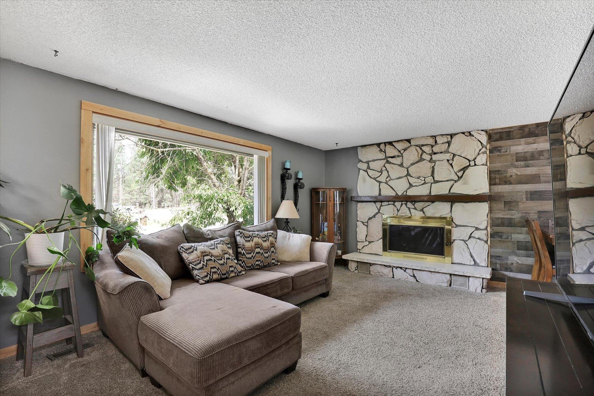 Property Photo:  3006 E Buck Brush Ave  WA 99003 