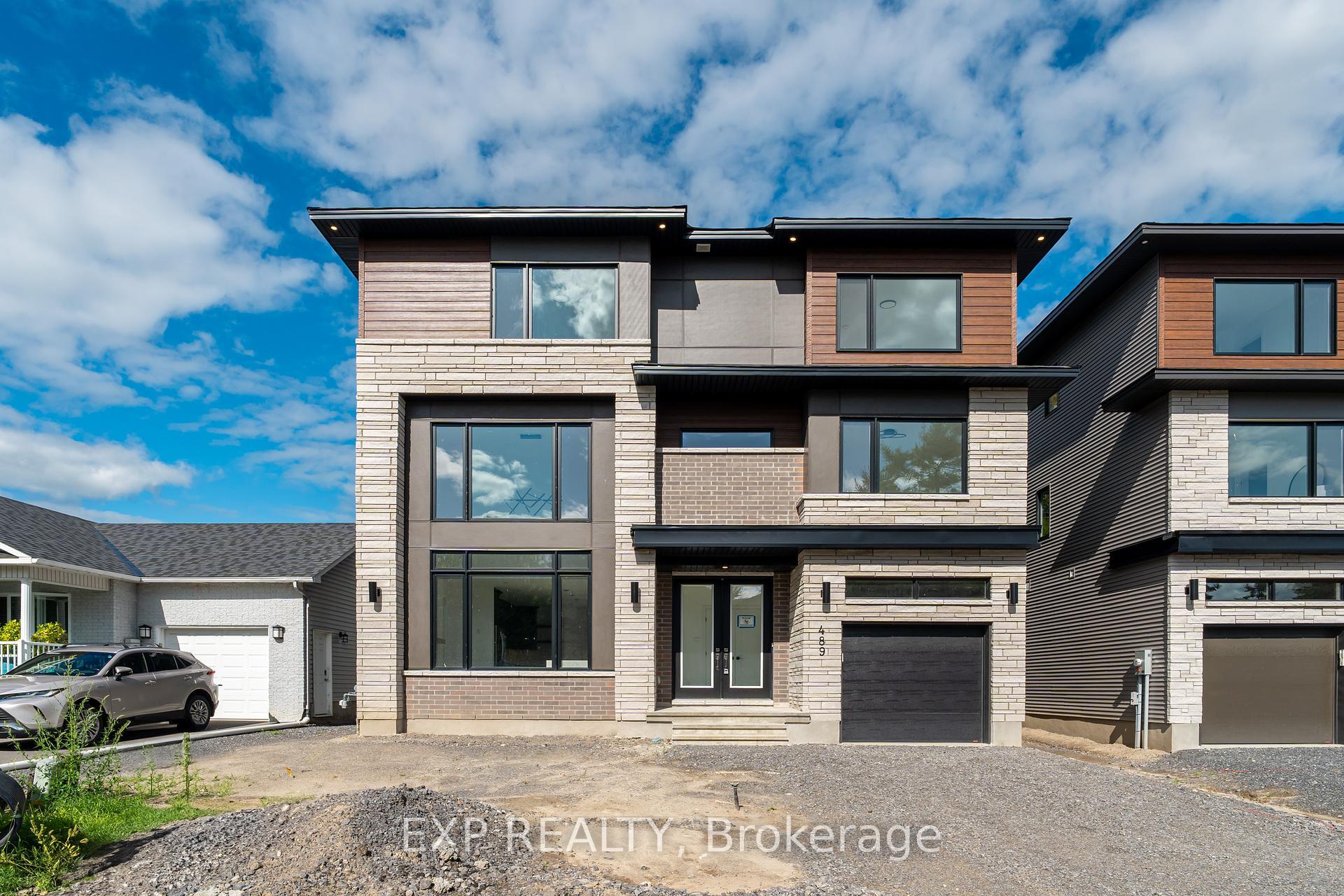 489 Duvernay Drive  Orleans - Cumberland and Area ON K1E 2N7 photo
