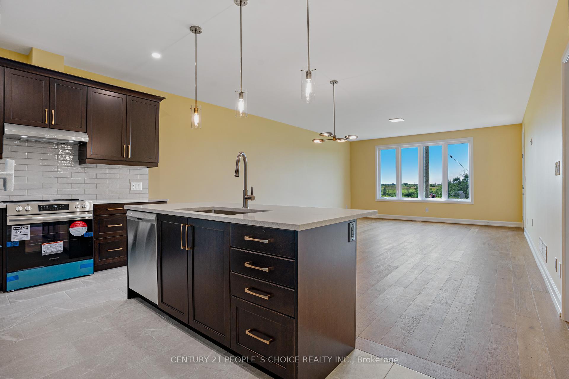 Property Photo: 3947 Mitchell Crescent ON L0S 1S0