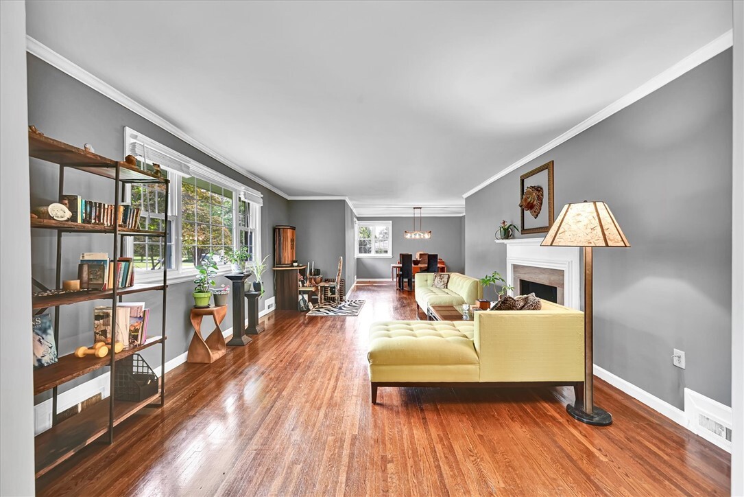 Property Photo: 1102 Greenacres SC 29621