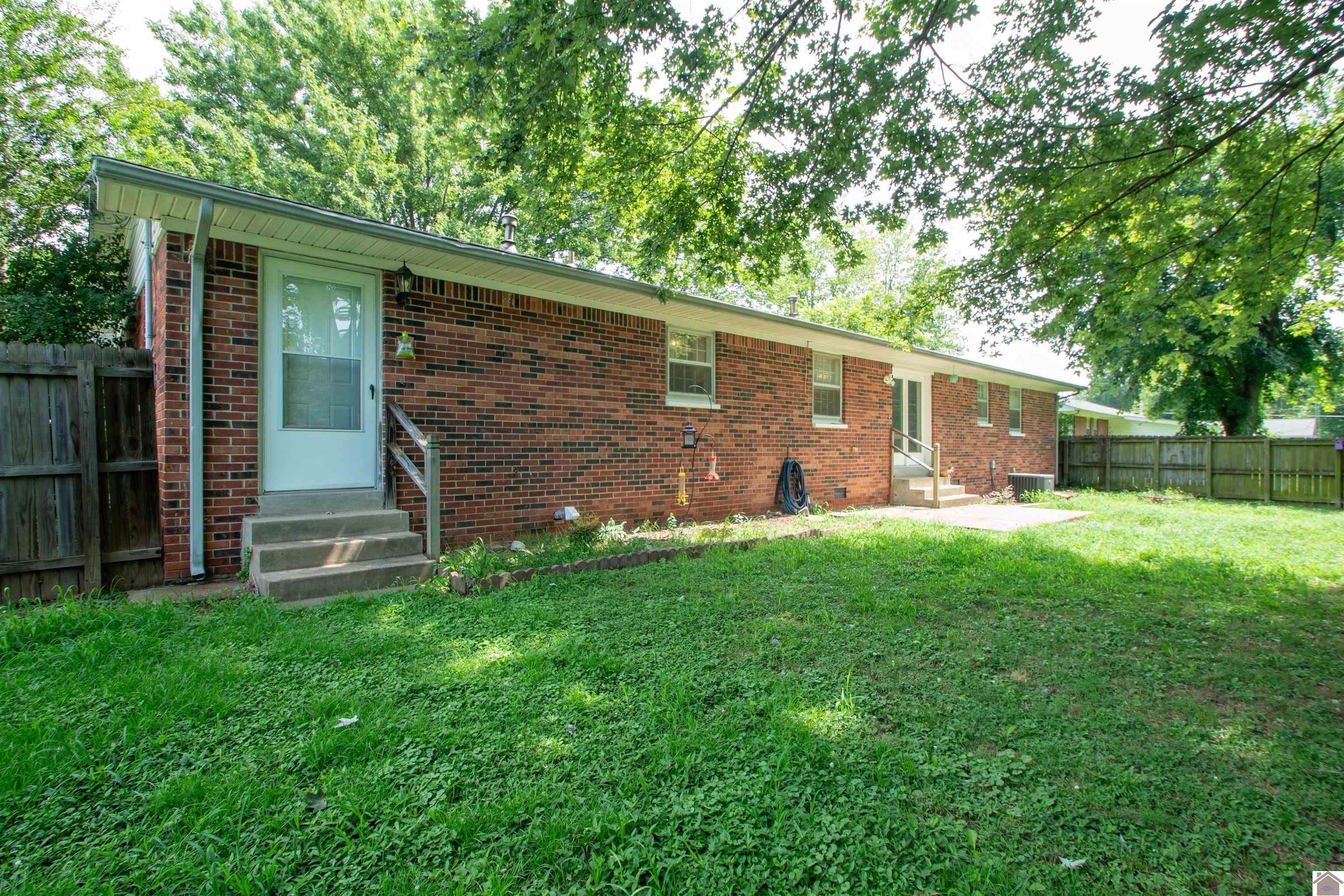 Property Photo:  6845 Greenfield Dr  KY 42003 