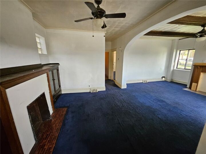 Property Photo: 1907 Delaware Ave 1 PA 15218