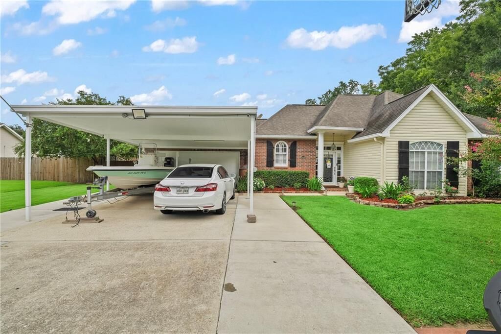 Property Photo:  58480 Choctaw Drive  LA 70461 
