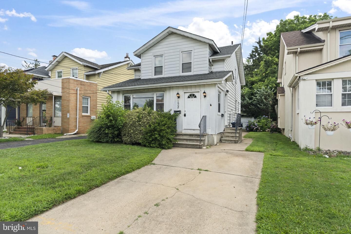 Property Photo:  1608 Brunswick Avenue  NJ 08648 