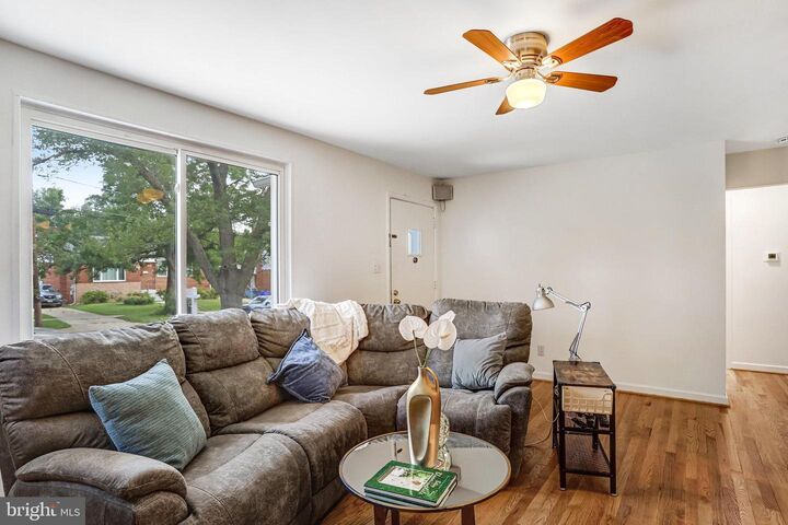 Property Photo:  3304 Farthing Drive  MD 20906 