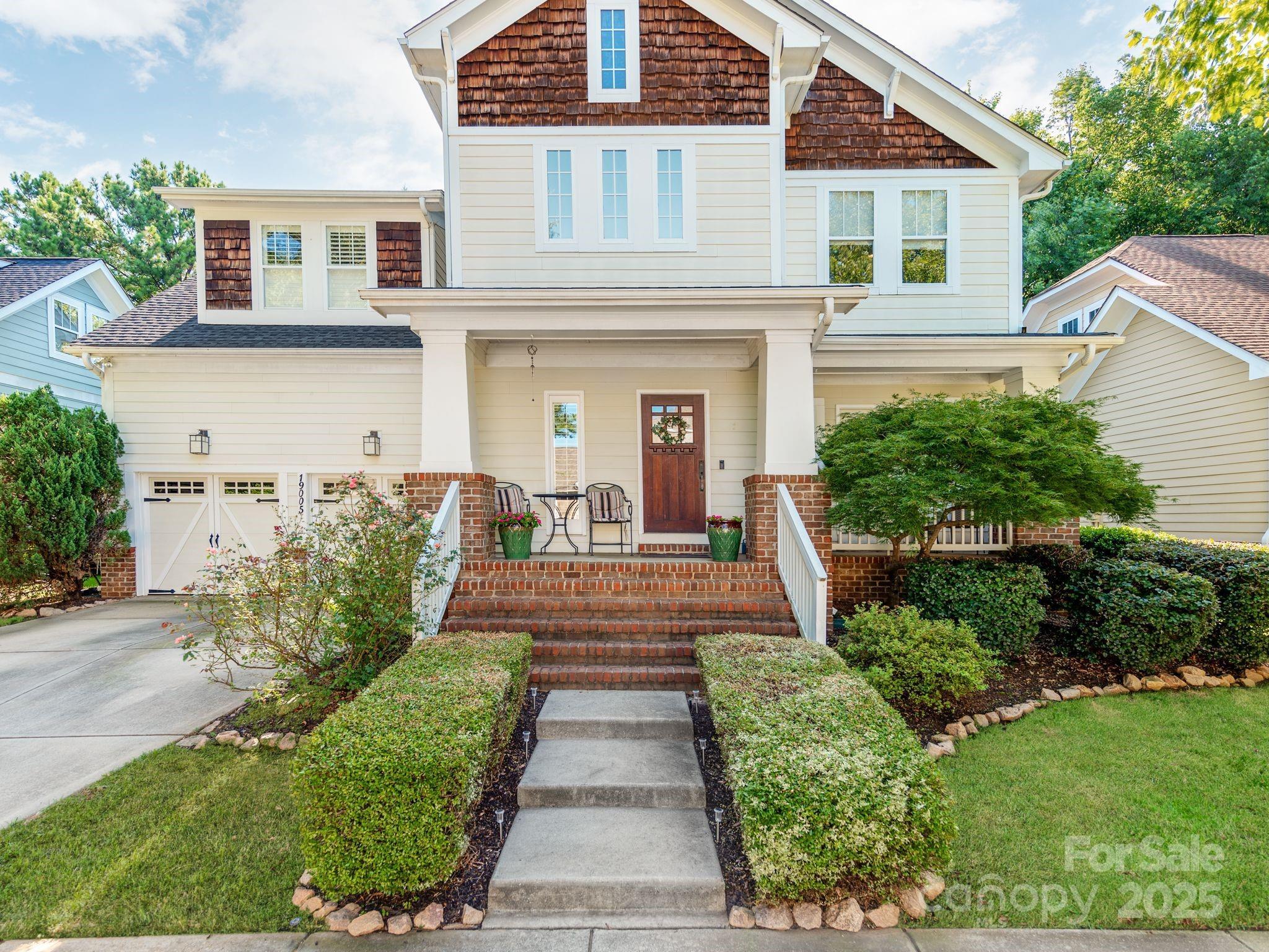 Property Photo:  19005 Northport Drive  NC 28031 