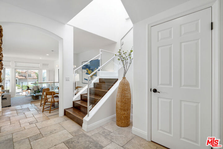 Property Photo: 6436 Lunita Rd CA 90265