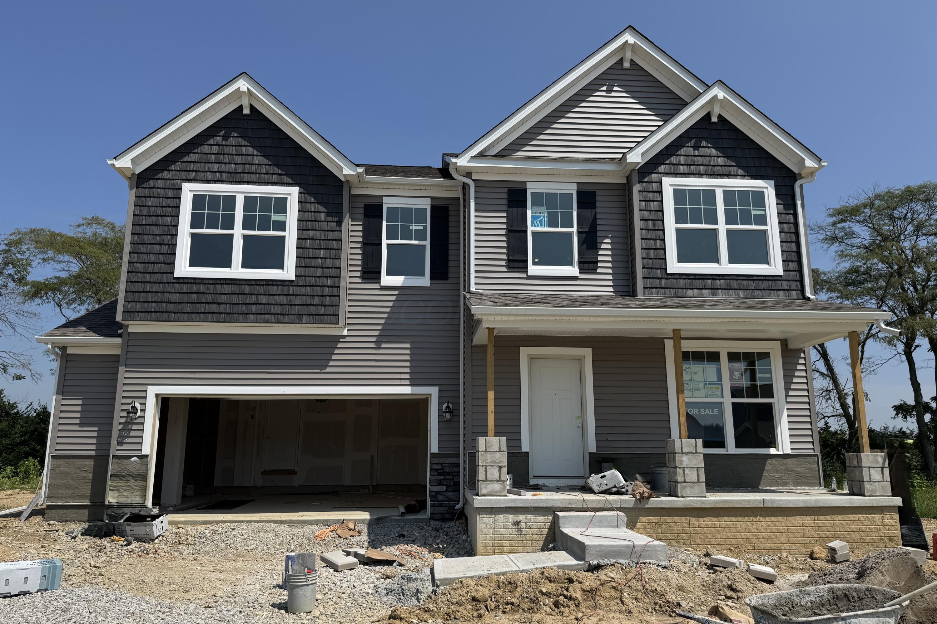 Property Photo: 334 Cherry Hills Road OH 43116