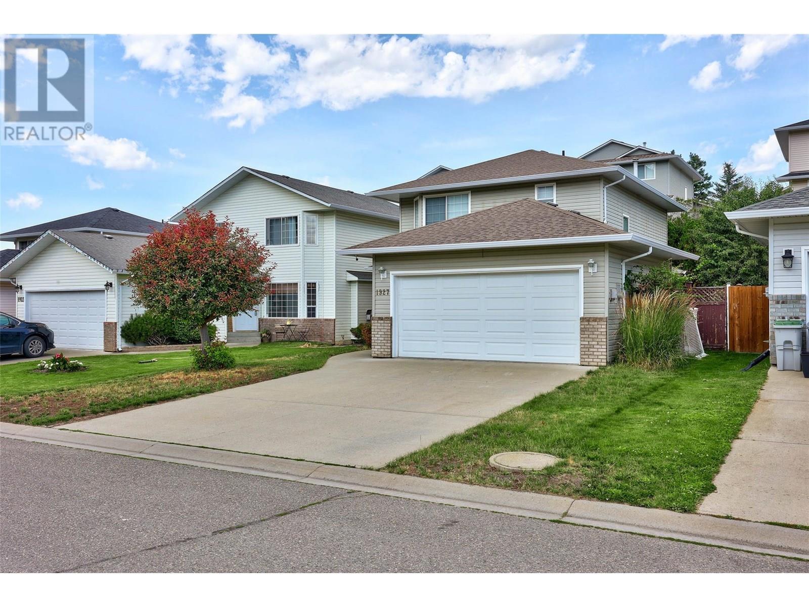 Property Photo:  1927 Fir Place  BC V1S 1X6 
