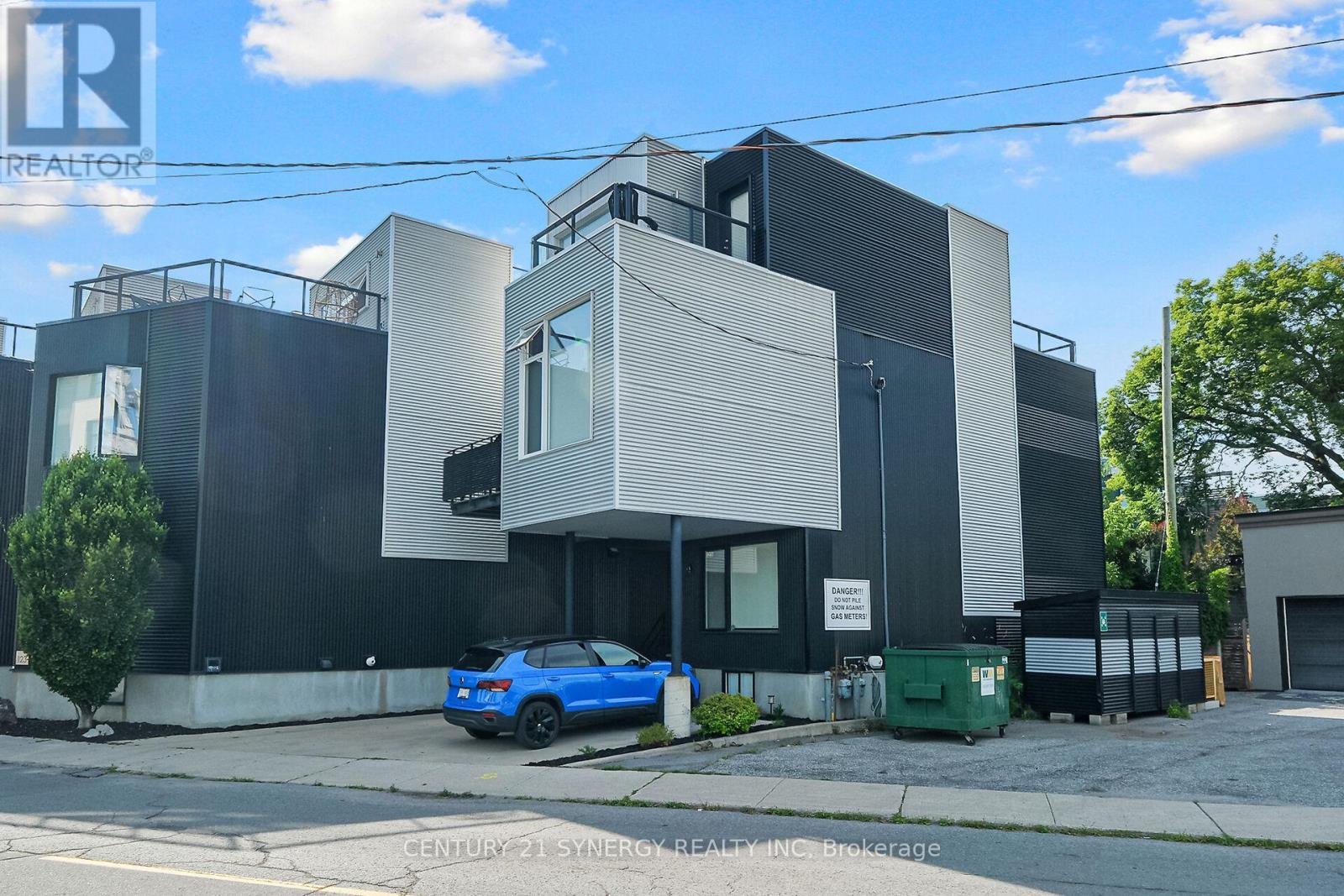 Property Photo:  121 Armstrong Avenue B  ON K1Y 2V8 