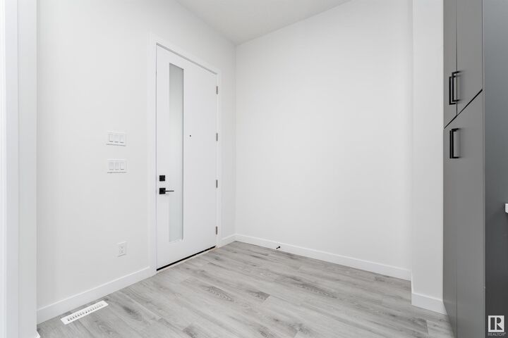 Property Photo: 145 Graybriar Drive AB T7Z 0M7