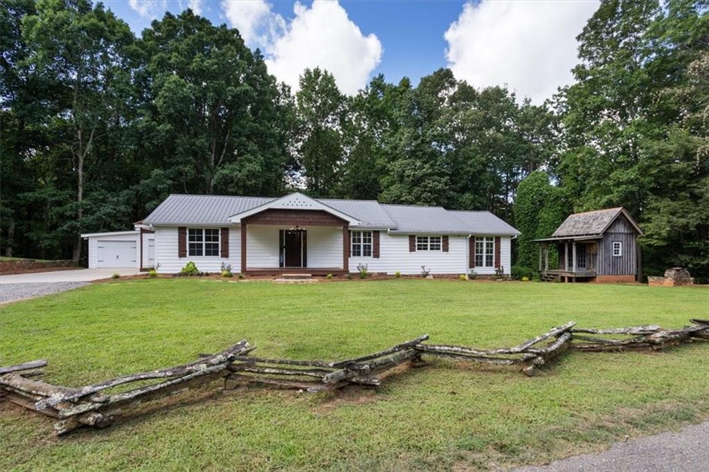 Property Photo: 782 Lower Burris Road GA 30114