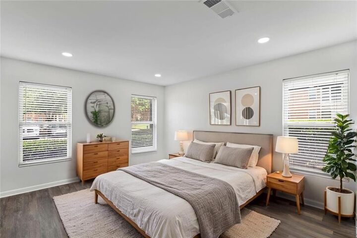 Property Photo: 600 Bedfort Drive GA 30096