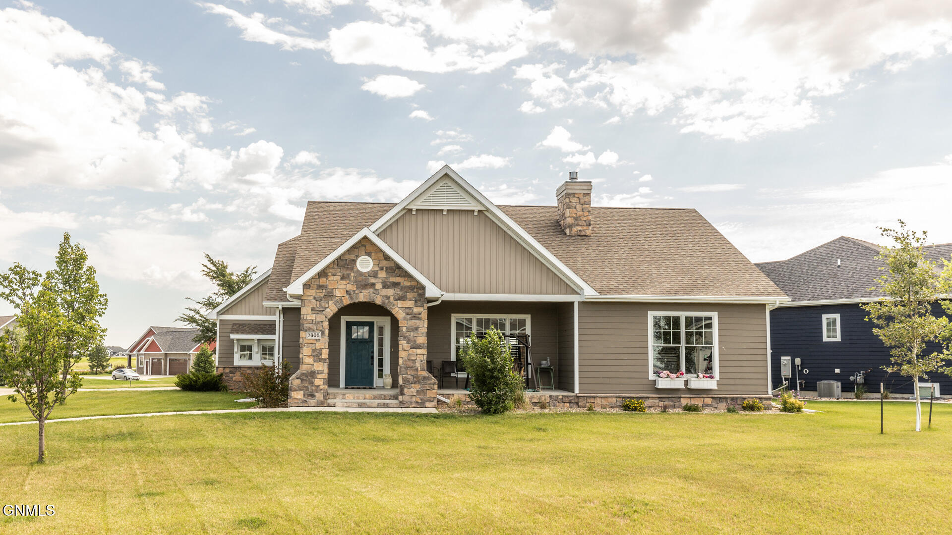 Property Photo: 7605 Mulligan Way ND 58503