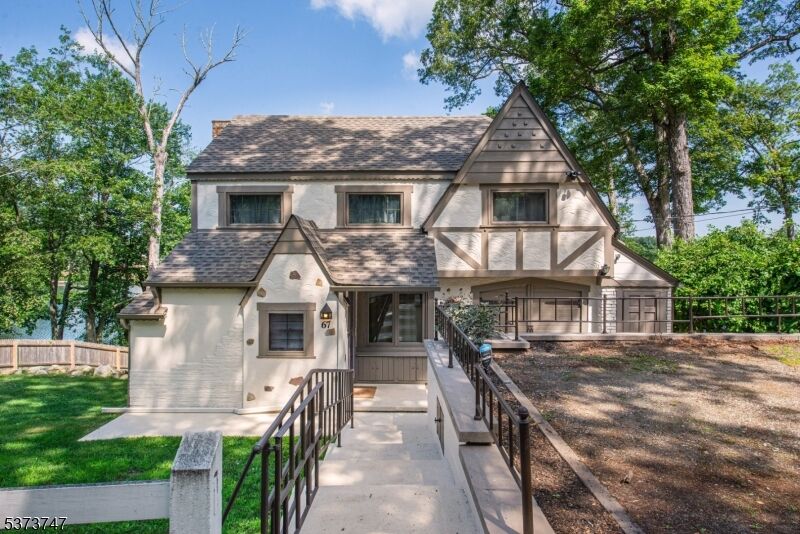 Property Photo:  67 Wildwood Rd  NJ 07438 