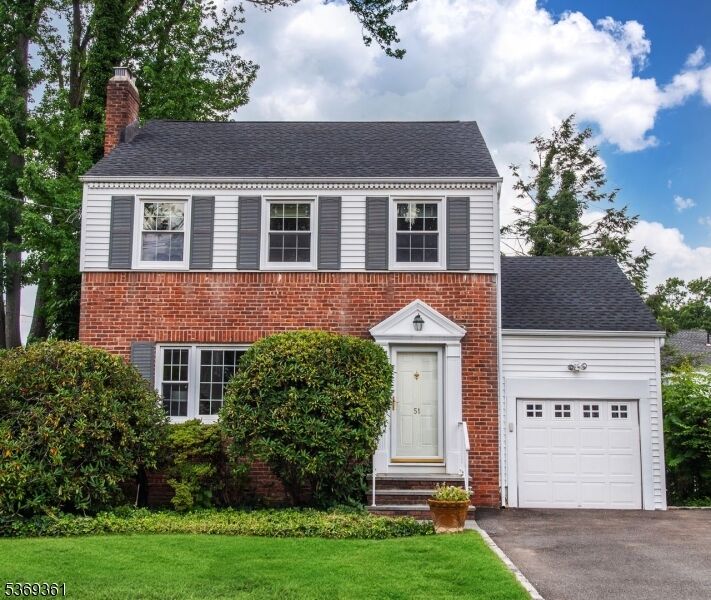 Property Photo:  51 Stanley Ave  NJ 07110 
